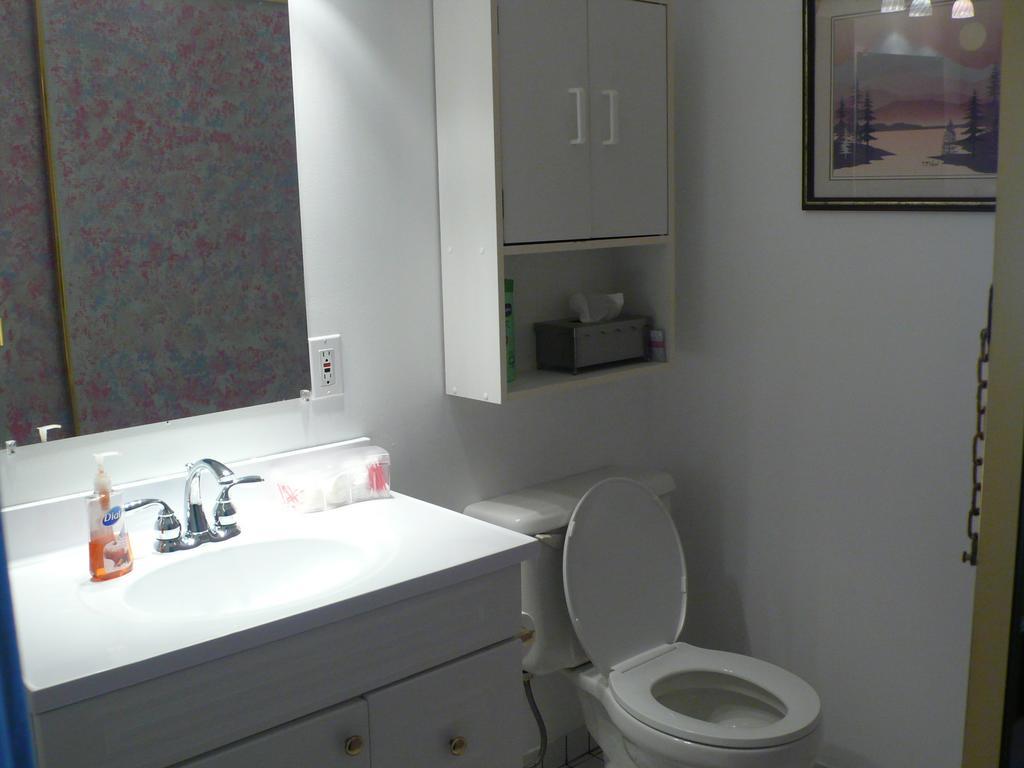Niagara's Emerald Falls Bed & Breakfast 3*
