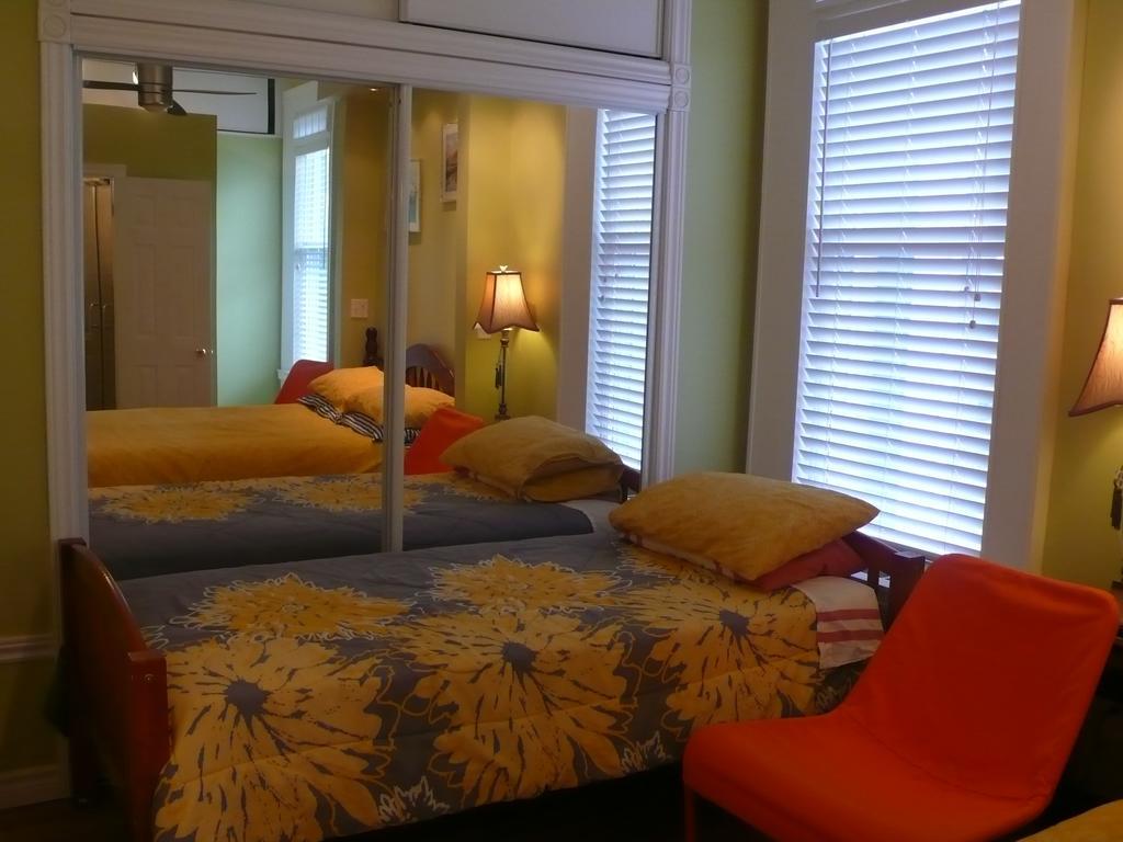 Niagara's Emerald Falls Bed & Breakfast 3*