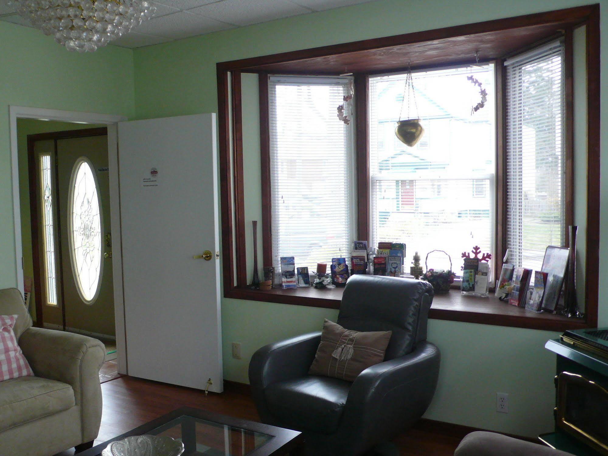 Niagara's Emerald Falls Bed & Breakfast Bed & Breakfast 3*