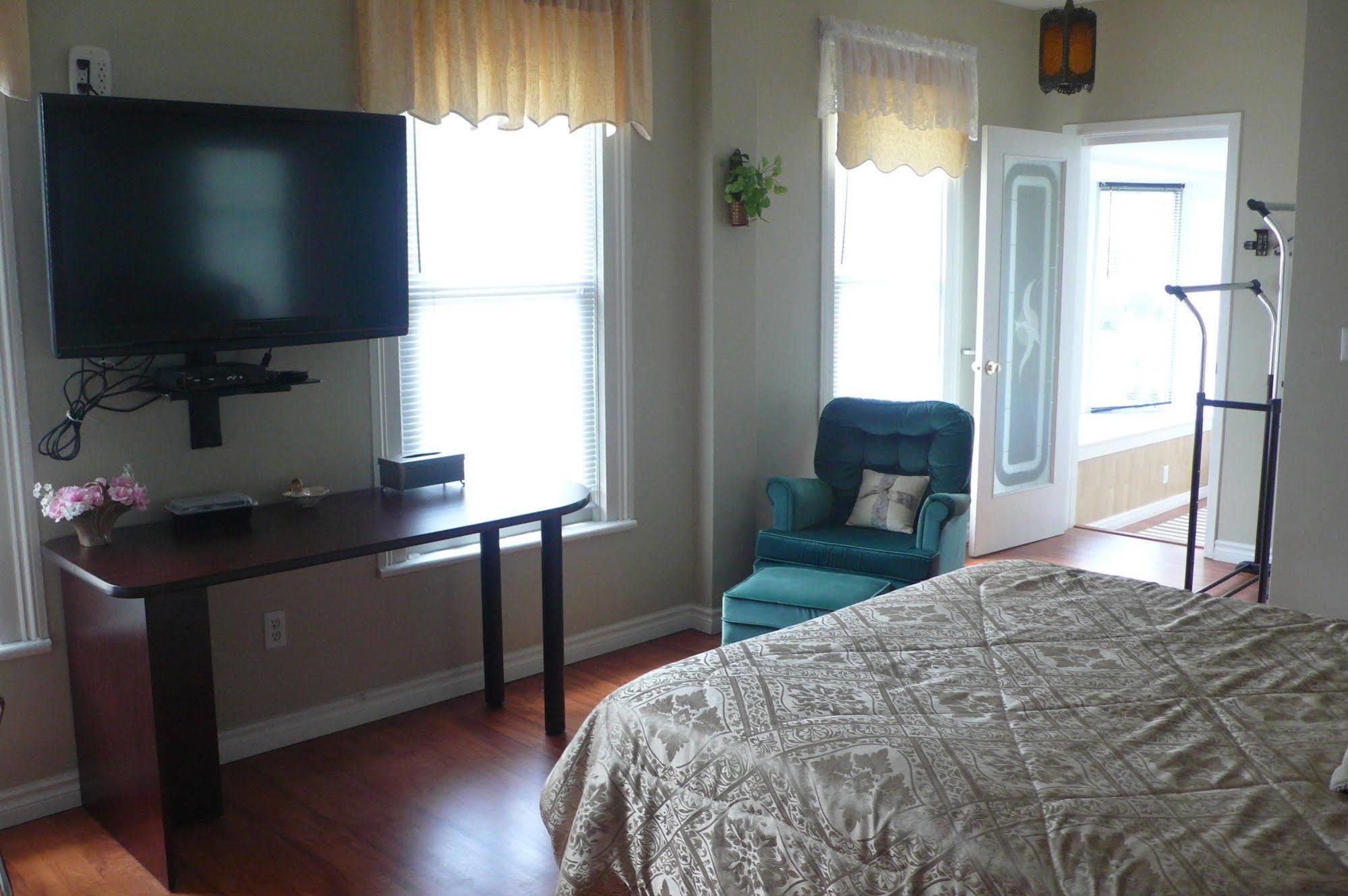 Niagara's Emerald Falls Bed & Breakfast 3* Niagara Falls
